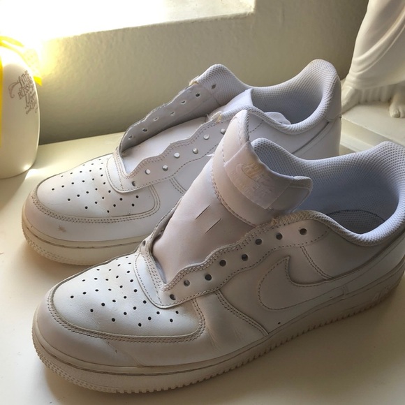 Nike White Sneakers with Perforated Design and Thick Sole - Picture 5 of 8